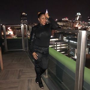 Meet your Posher, Angel